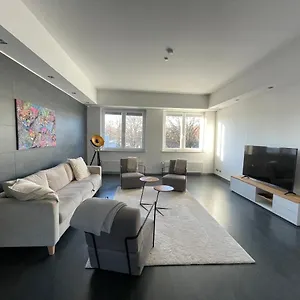 Apartment Truretreats Design Loft Fuer 8 Personen I Riesige Kueche I Echarger I 65z Smarttv I 150qm Hamburg